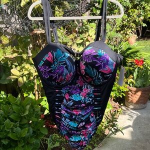 Swimsuits For All Black Floral One-Piece Swimdress